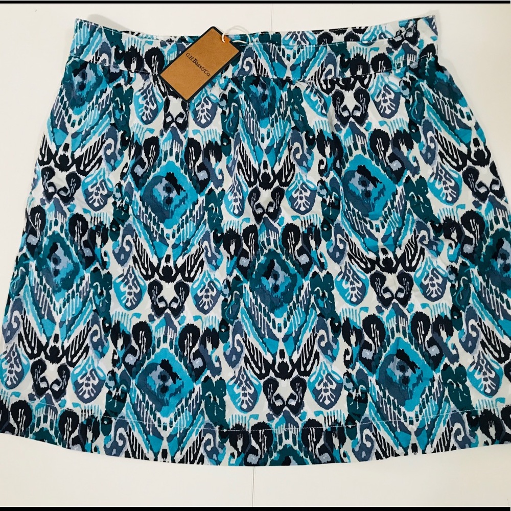 GH Bass &Co Geometric Print short skirt Size 2 NWT